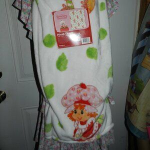 Strawberry Shortcake 🍓🍰Plush Throw/Blanket 2025🍰 50" X 60"🆕⌚📦🏃💨🚚